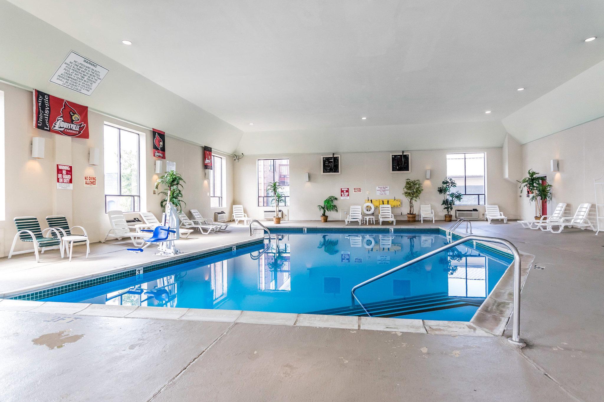 Quality & University-airport 3* Louisville